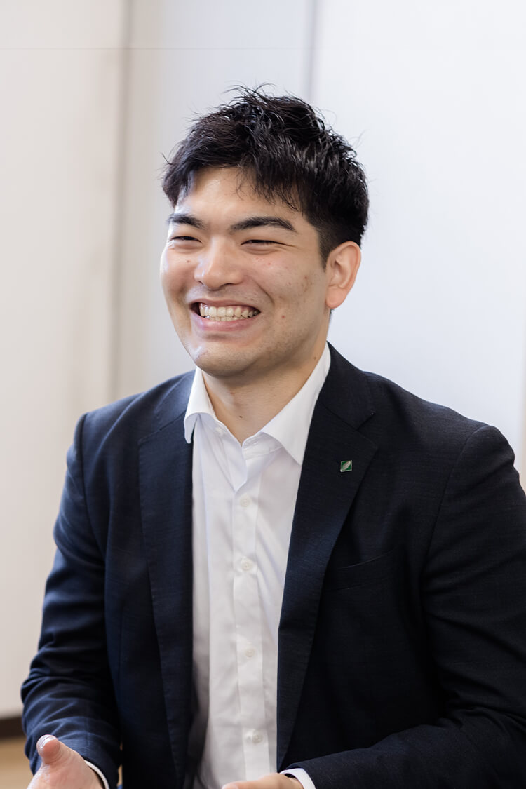 新規IC課 2024年入社 社員写真